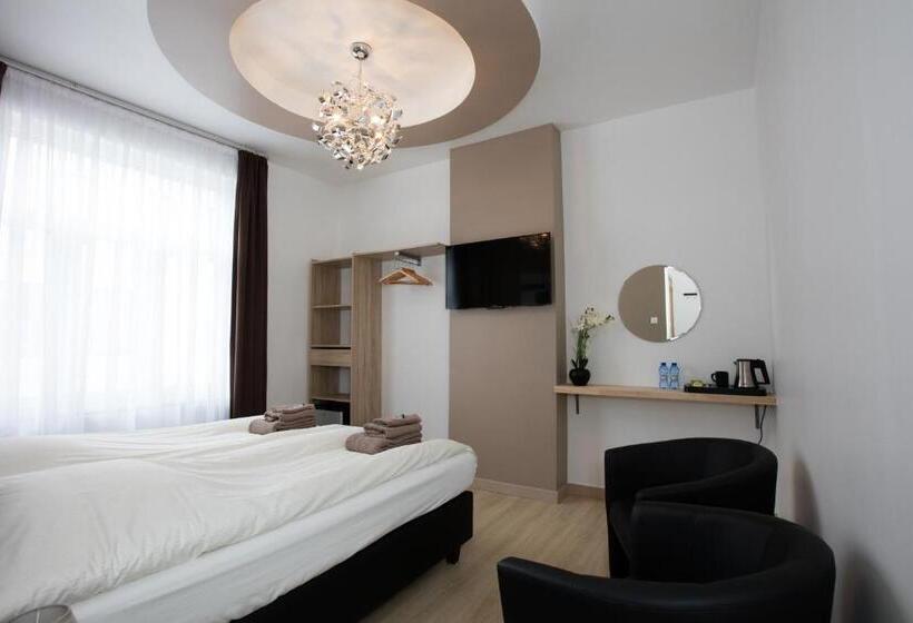 디럭스 룸, Elysian