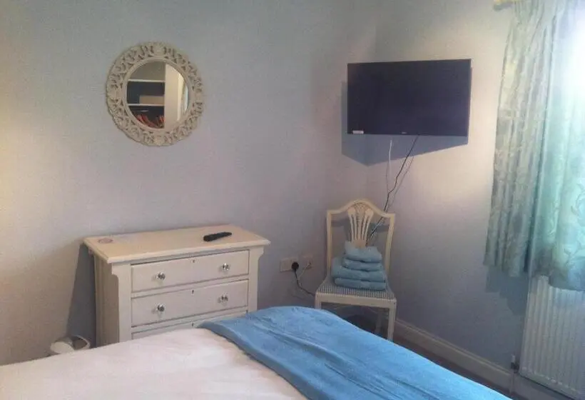 Standard room with outdoor bath, East Dunster Deer Farm B&b