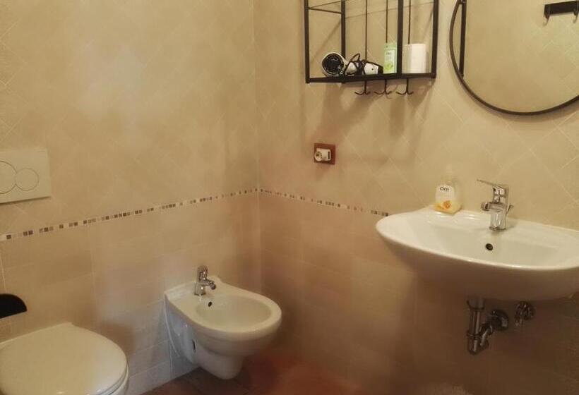 דירת שני חדרים, Da Foschetta