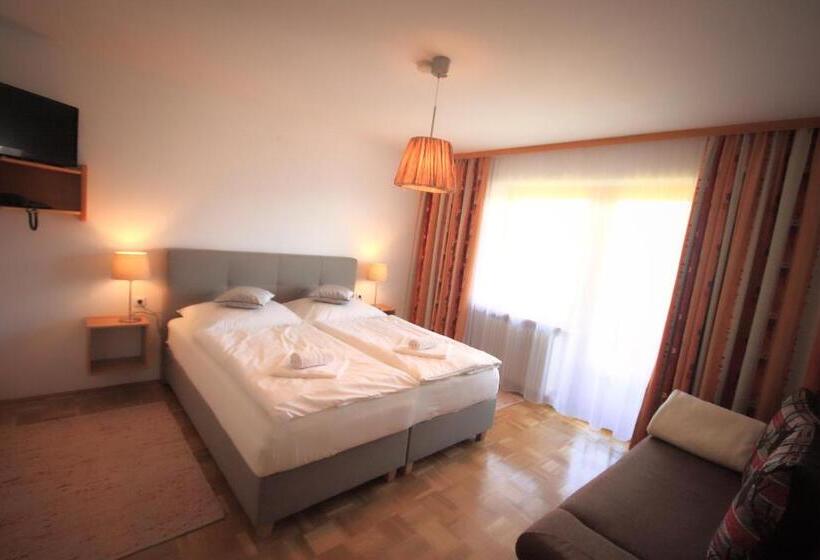 Номер Стандарт с Балконом, Pension Eichenhof