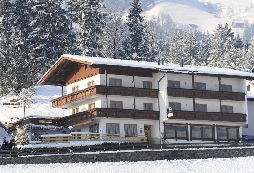 غرفة قياسية ثلاثية, Pension Eichenhof