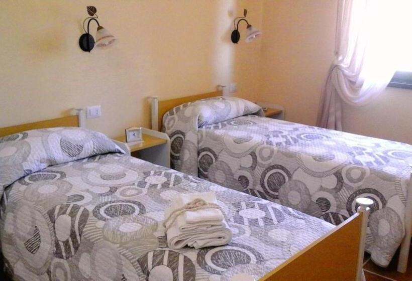 Standard room with outdoor bath, Al Bosco Delle Api