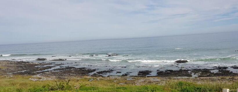 اتاق لوکس با چشمانداز دریا, Casa Seaviews