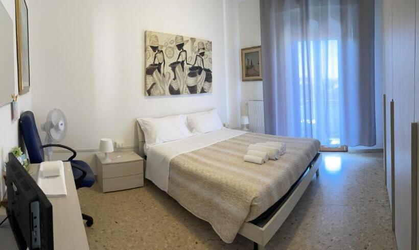 스탠다드 룸 주방구비, Casa Vacanze Affittacamere Senigallia 158