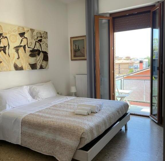 스탠다드 룸 주방구비, Casa Vacanze Affittacamere Senigallia 158