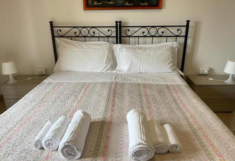 带3个卧室的公寓, Casa Vacanze Affittacamere Senigallia 158