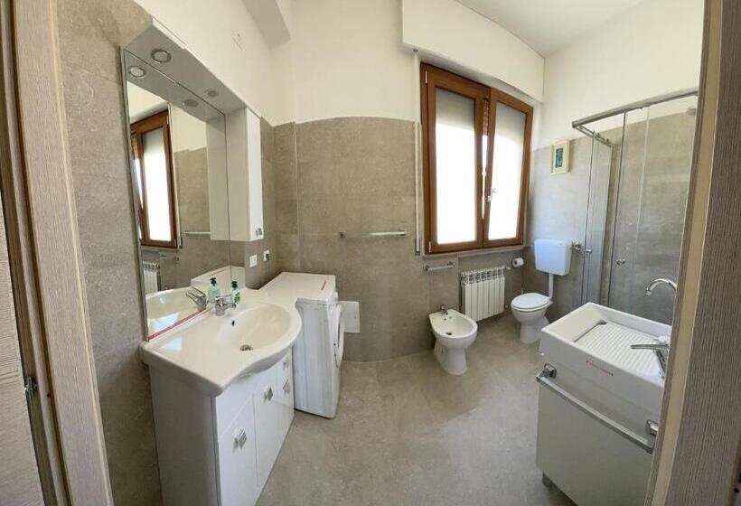 스탠다드 룸 주방구비, Casa Vacanze Affittacamere Senigallia 158