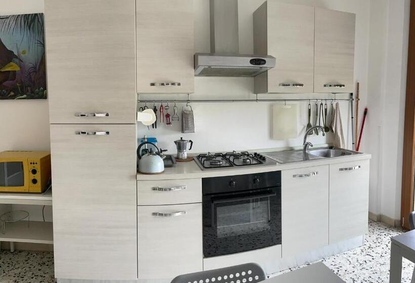 آپارتمان 3 خوابه, Casa Vacanze Affittacamere Senigallia 158