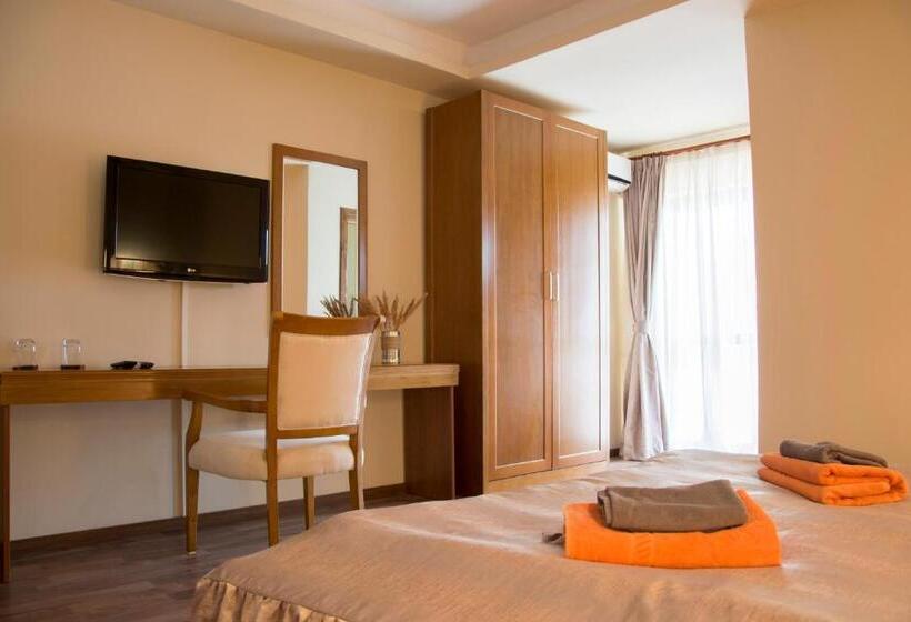 バルコニー付きスタンダードルーム, Pensiunea 4 Salcii