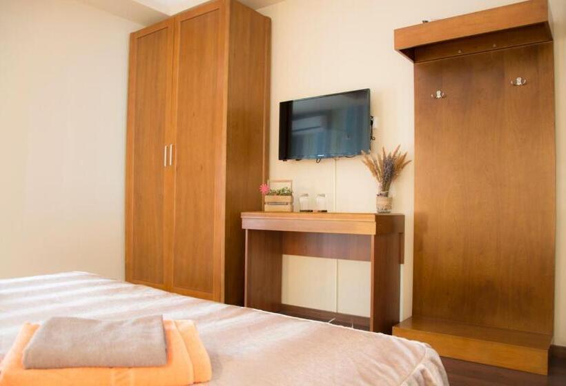 バルコニー付きスタンダードルーム, Pensiunea 4 Salcii