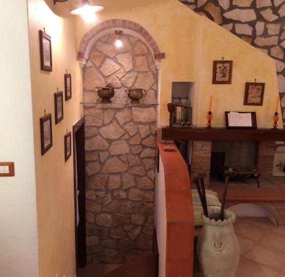 آپارتمان 1 خوابه, Residenza Antico Borgo Del Pozzo