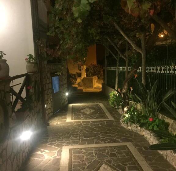 آپارتمان 1 خوابه, Residenza Antico Borgo Del Pozzo
