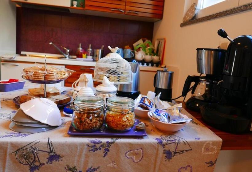 패밀리 룸, B&b Ai Tre Archi