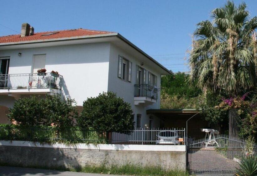 패밀리 룸, B&b Ai Tre Archi