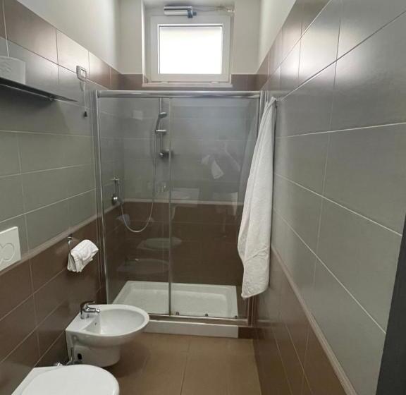 חדר סטנדרט לשלושה עם נוף לגינה, B&b Mirage