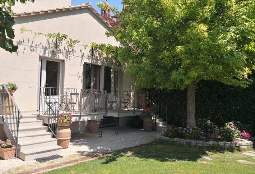 חדר סטנדרט עם מרפסת, Il Torrione