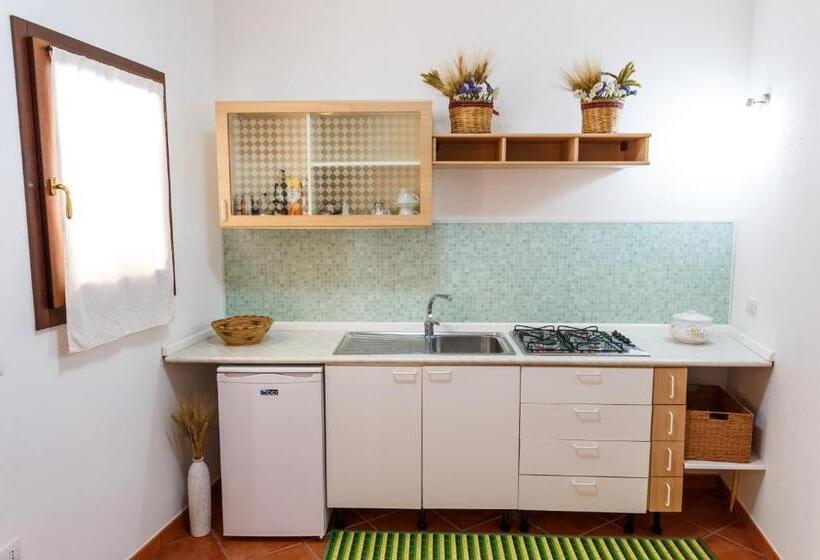 标准间, La Colbula