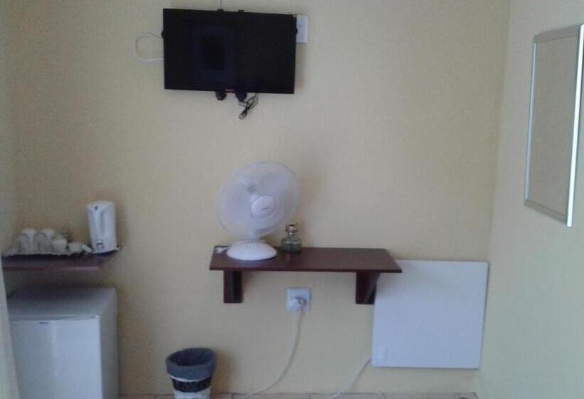 スタンダードルーム, Marys Bnb