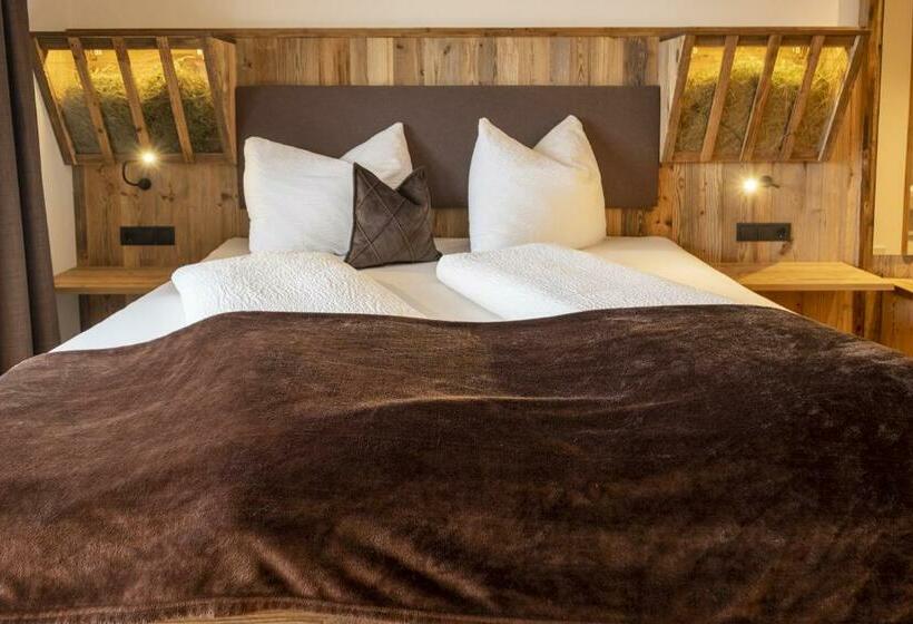 غرفة قياسية مطلة على الجبل, Platiederhof