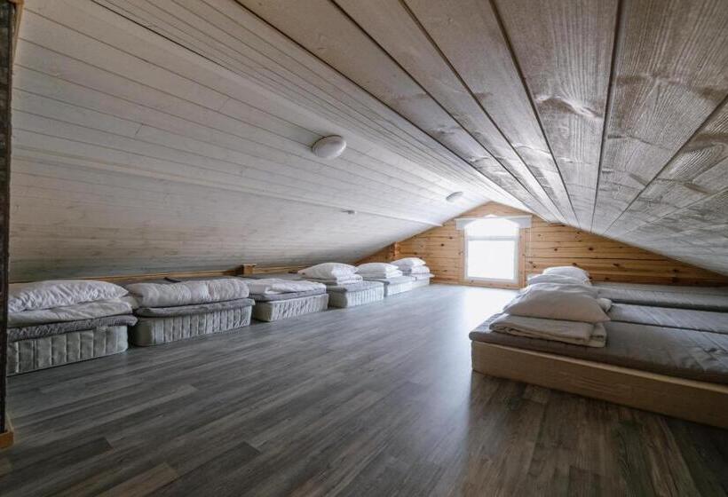 וילה בת חדר שינה 1, Tiittalan Kartano