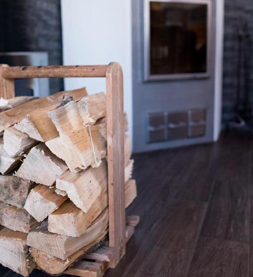 וילה בת חדר שינה 1, Tiittalan Kartano