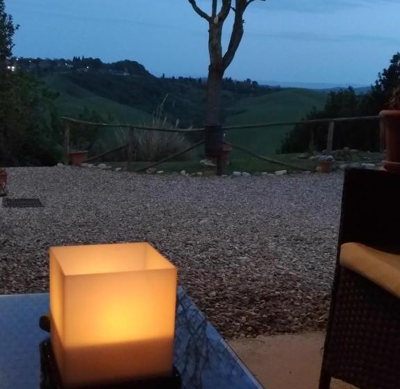 １ベッドルームアパートメント, Appartamento Crete Senesi