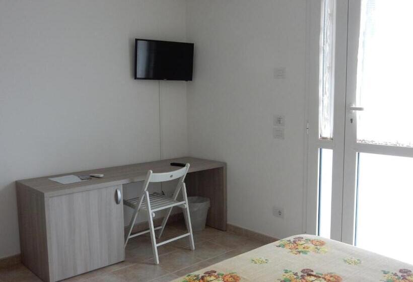 スタンダードルーム, C Era Una Volta