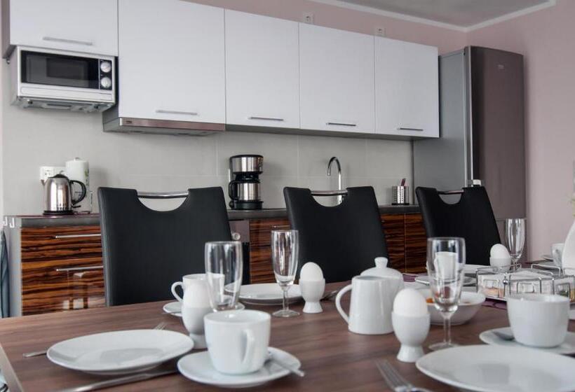 דירת חדר עם טרסה, Komfortable Apartment Wohnung
