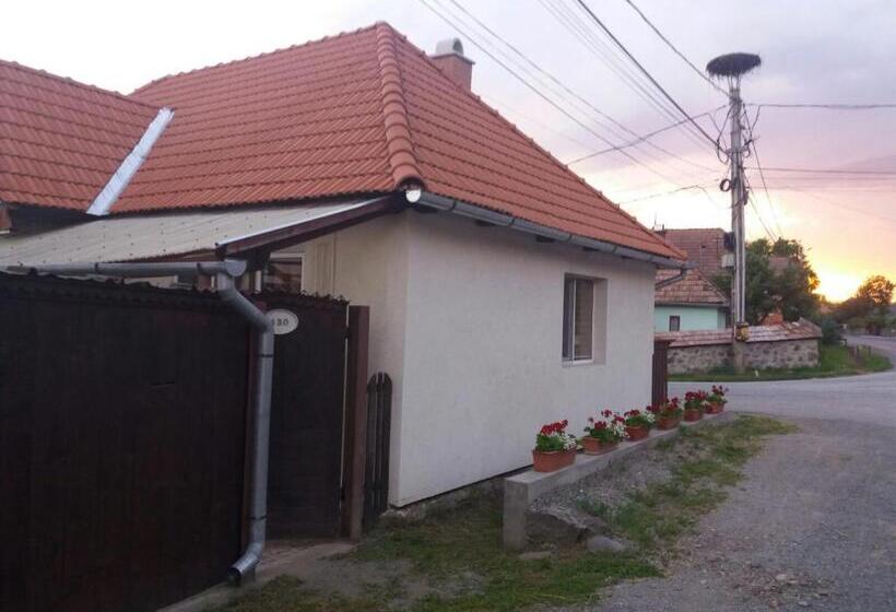 منزل غرفة نوم واحدة, Maksai Vendégház