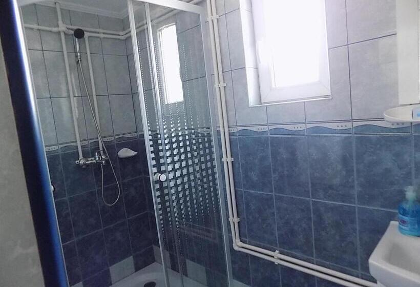 Дом 1 Спальня, Maksai Vendégház