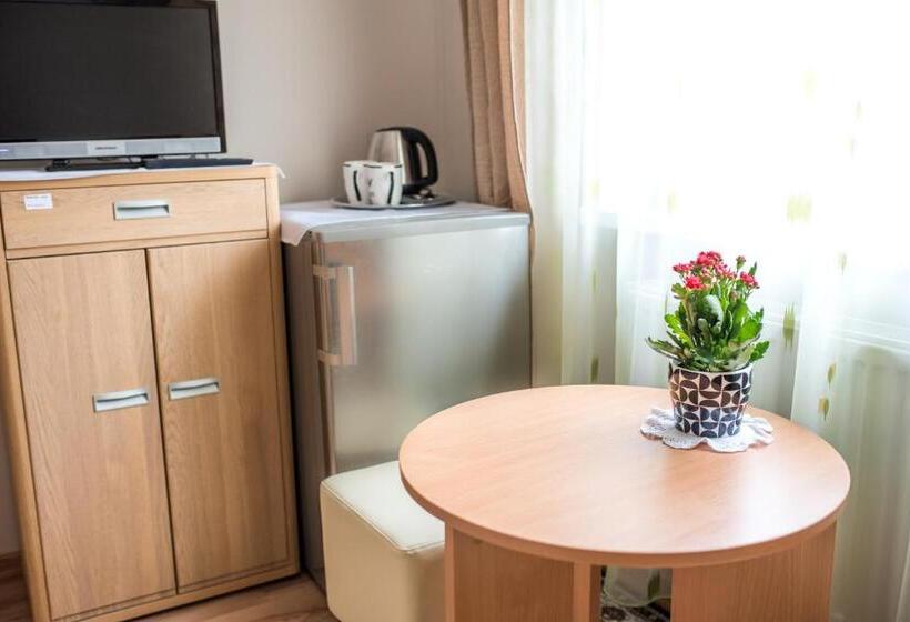 اتاق استاندارد, Ramybes Sala