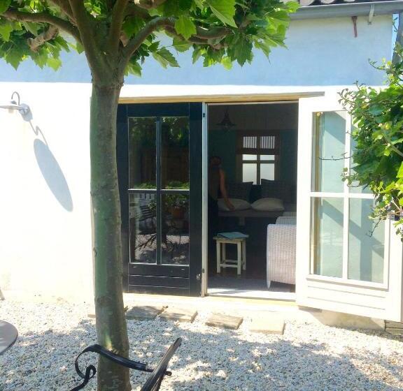 סטודיו סטנדרט עם מרפסת, Het Koetshuis