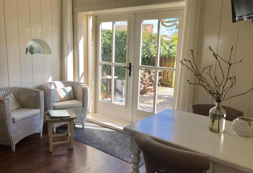 סטודיו סטנדרט עם מרפסת, Het Koetshuis