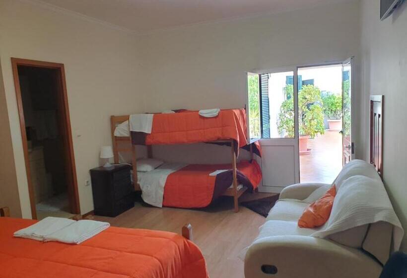 공동 객실, Hostel Do Ermal