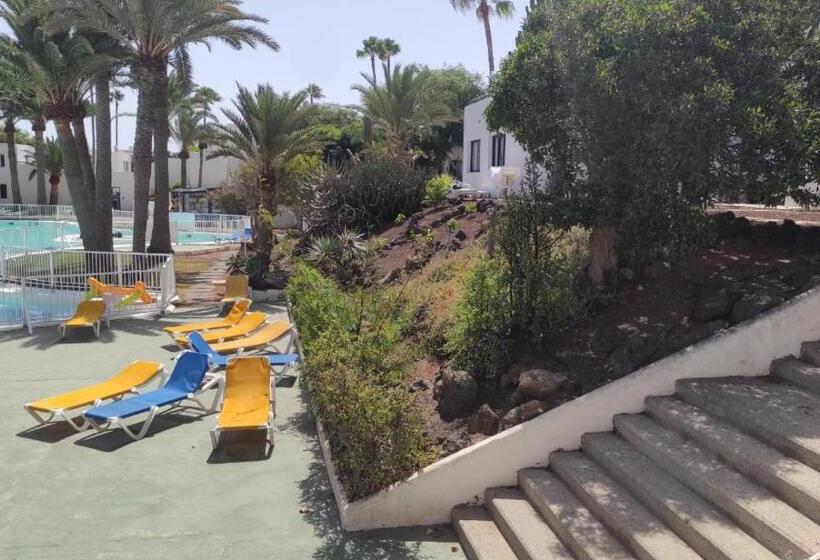 Номер Стандарт, Alojamientos Playa Centro Corralejo A