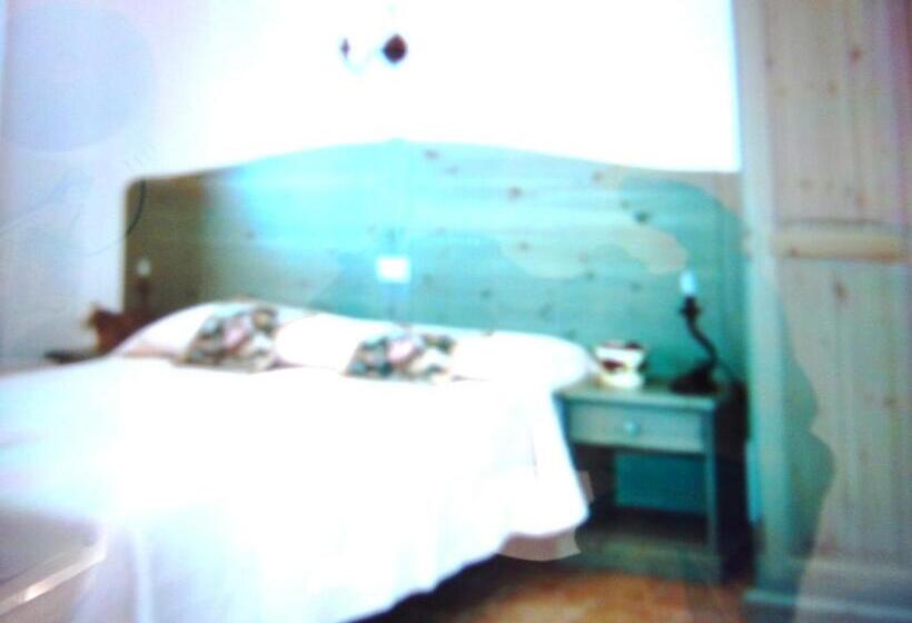 基本三人间, B&b Baglio Maragani