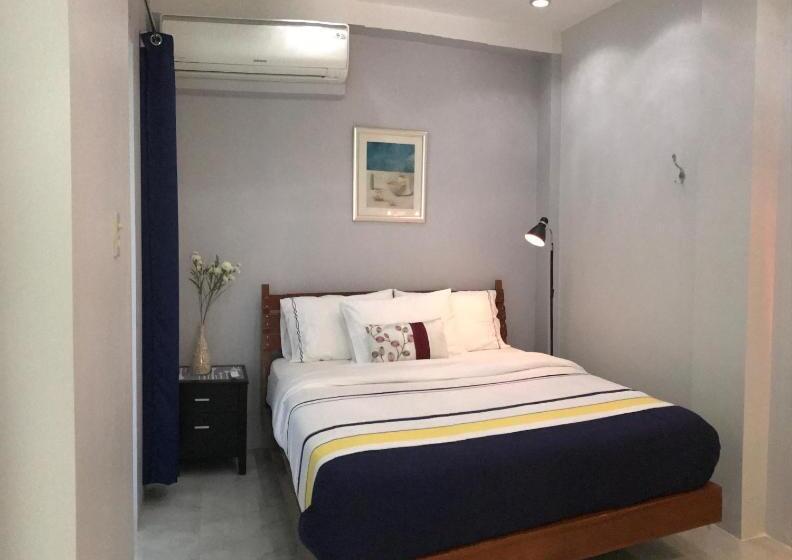 سوییت اجرایی, Anavada Apartment   Davao City