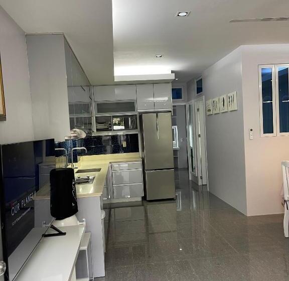 Люкс 2 Спальни, Anavada Apartment   Davao City