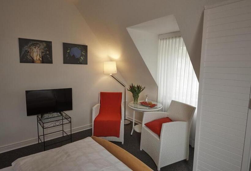 스탠다드 싱글 룸, Burgfeld