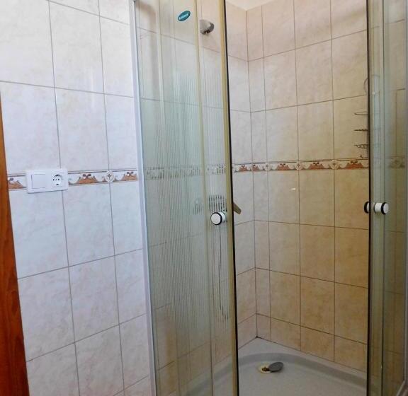 דירת שני חדרים, Csetáj Vendégház