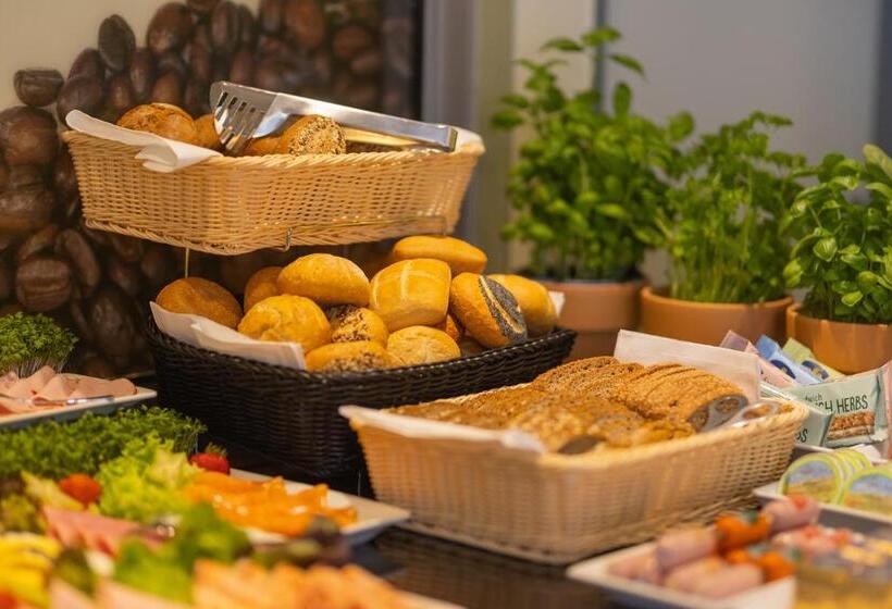 Апартаменты 1 Спальня, Boardinghouse Home   Adults Only