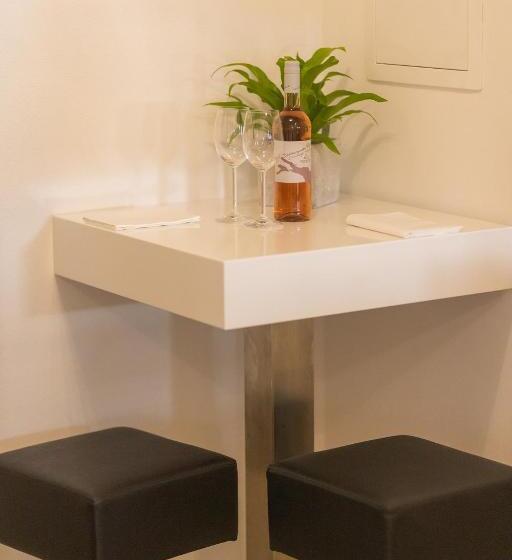 Апартаменты Комфорт 1 Спальня, Boardinghouse Home   Adults Only