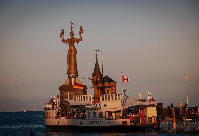 Апартаменты Deluxe 1 Спальня, Boardinghouse Home   Adults Only