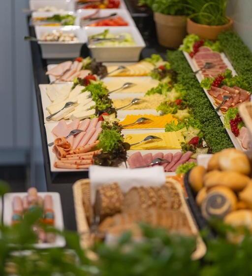 Апартаменты 1 Спальня, Boardinghouse Home   Adults Only