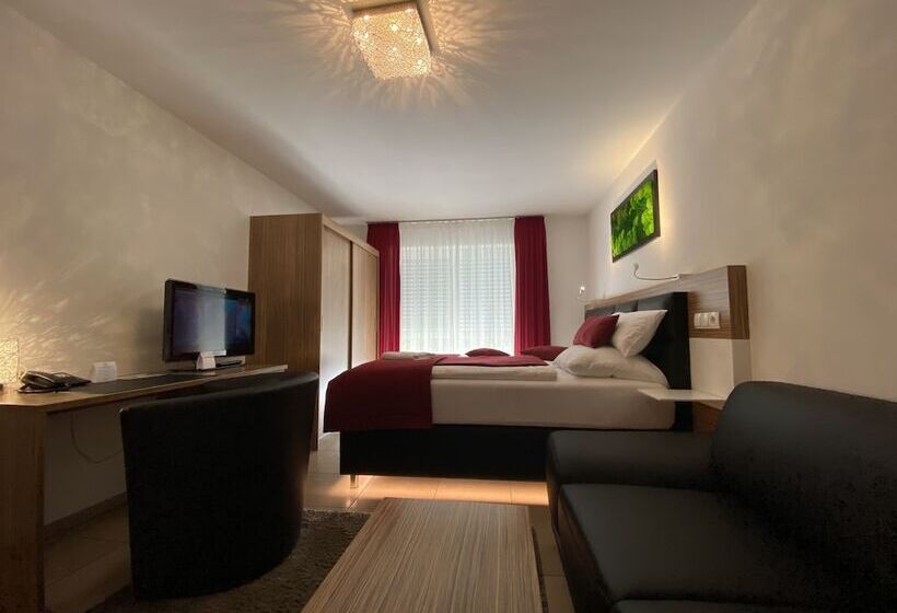 Апартаменты 1 Спальня, Boardinghouse Home   Adults Only