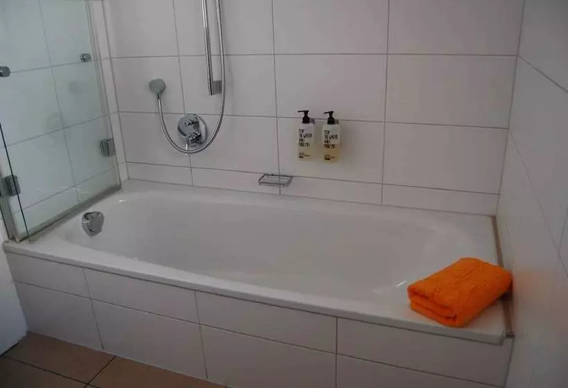 １ベッドルームのコンフォーとアパートメント, Boardinghouse Home   Adults Only