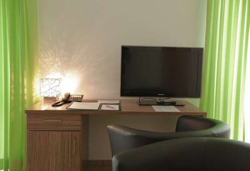 Апартаменты Комфорт 1 Спальня, Boardinghouse Home   Adults Only