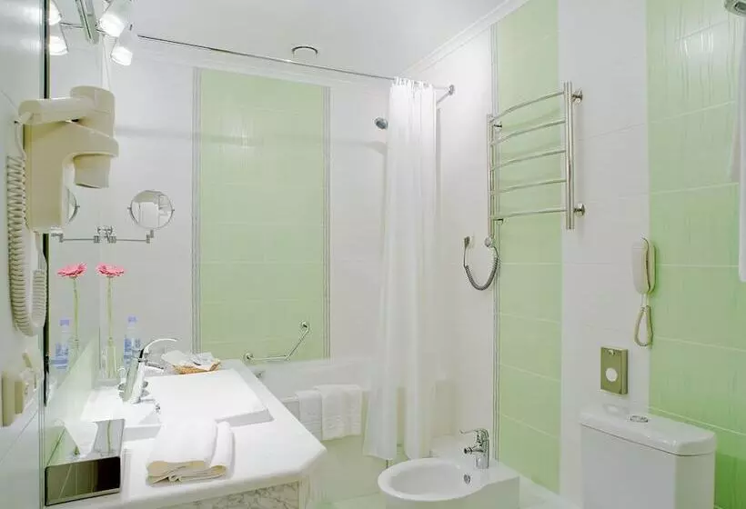 Suite, Complex Grinn