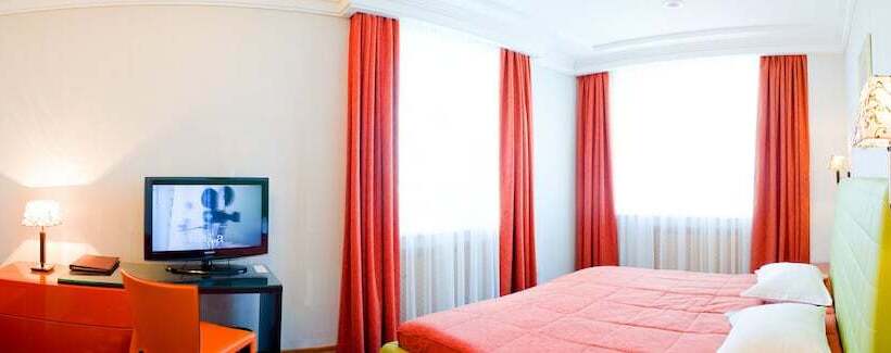 جناح, Complex Grinn