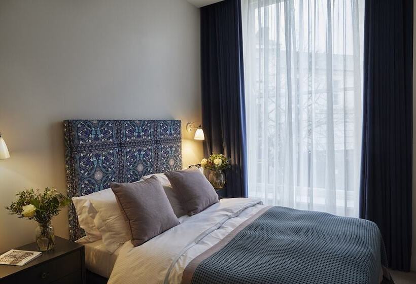 Номер Стандарт, Hertford House